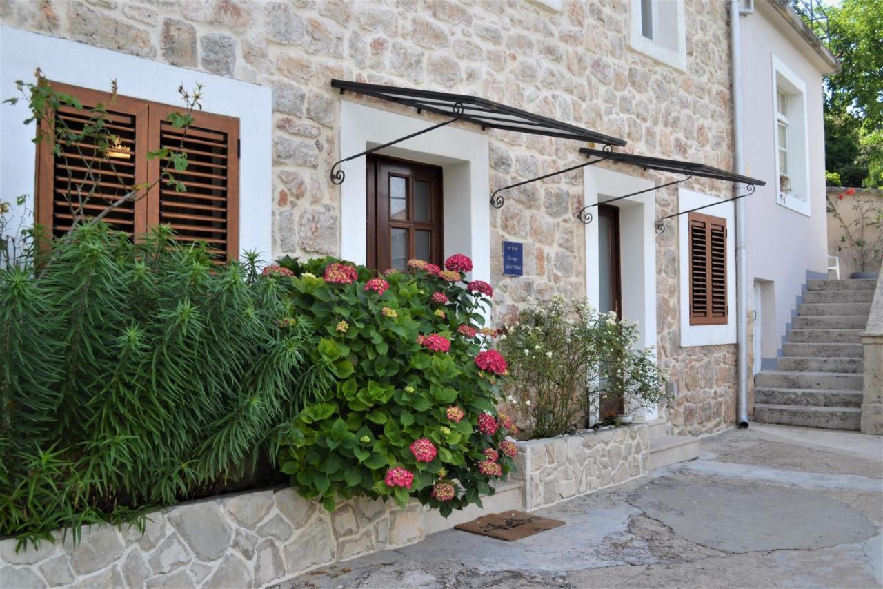 Apartment Mistral - Cosy Apartment With Sea View モルナット エクステリア 写真
