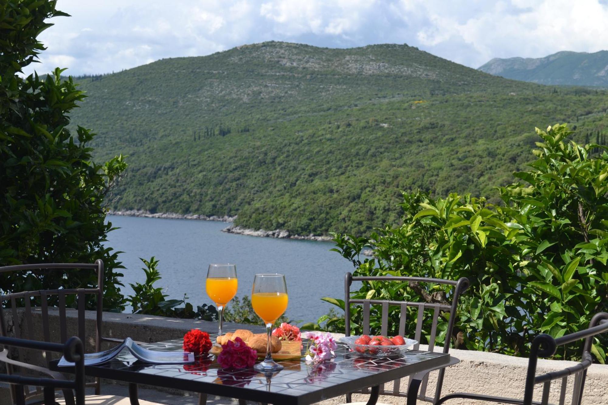 Apartment Mistral - Cosy Apartment With Sea View モルナット エクステリア 写真